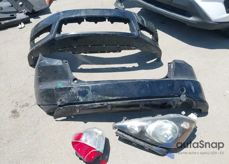 2013 Honda Fit Sport z USA, uszkodzony, nr VIN JHMGE8H52DC002897